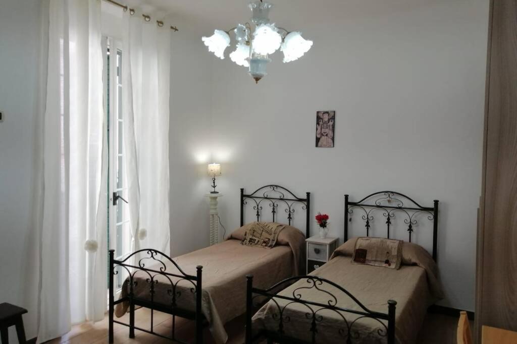 Casa Santagostino Lägenhet Taranto Exteriör bild
