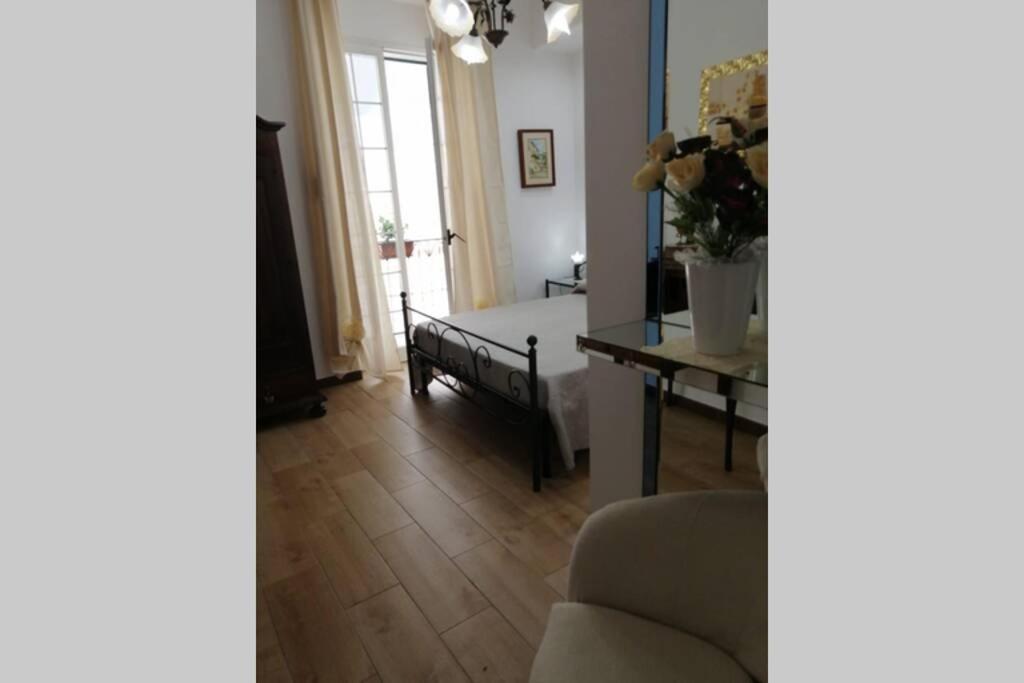 Casa Santagostino Lägenhet Taranto Exteriör bild