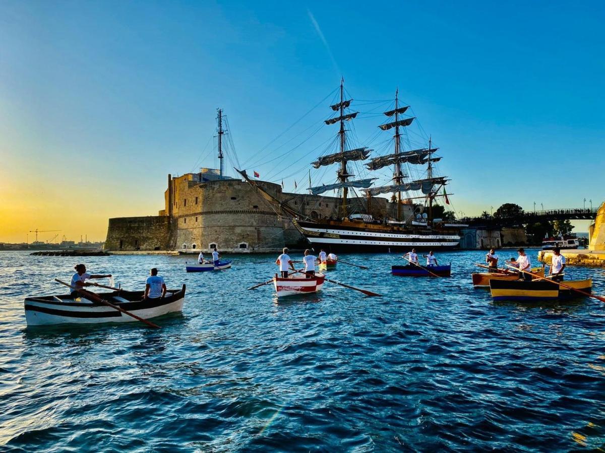 Casa Santagostino Lägenhet Taranto Exteriör bild